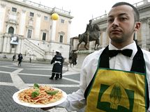 Pkladem stedomosk stravy je i tradin italsk kuchyn