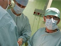 Uniktn operace srden chlopn v nemocnici U svat Anny v Brn.