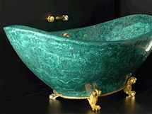 Luxusn smaragdov vana z malachitu