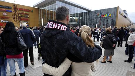 V Libni bylo oteveno nákupní centrum Galerie Harfa.