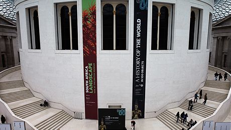 Londýnské muzeum nabízí velké fotky s fiktivními situacemi, napíklad zaplavený Londýn jako Benátky.