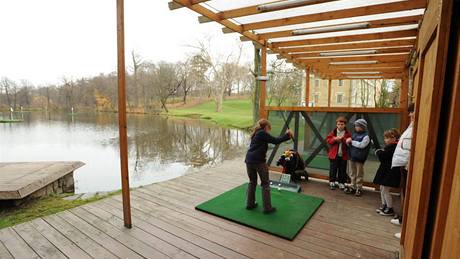 Tréninkový golfový areál Chateau St. Havel.