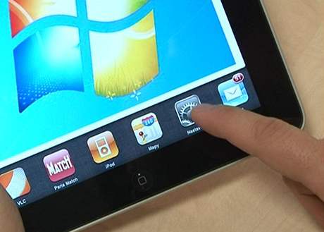 Microsoft by rád své partnery pesvdil, e iPad se do firemního prostedí nehodí a na tablet by mli prosazovat operaní systém Windows