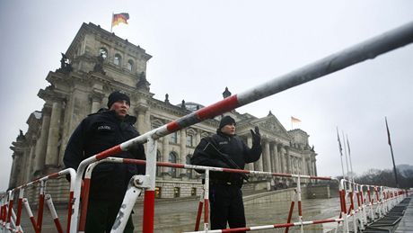 Nmecko zpísnilo bezpenostní opatení v Reichstagu (22. listopadu 2010)