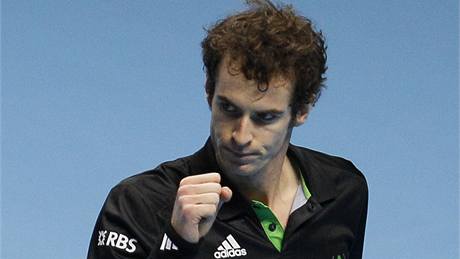 HECOVÁNÍ. Andy Murray se hecuje bhem zápasu Turnaje mistr.