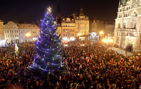 Vánoční strom na libereckém náměstí