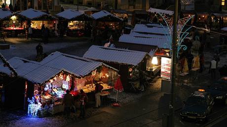 Vánoní strom a trhy v Ústí nad Labem