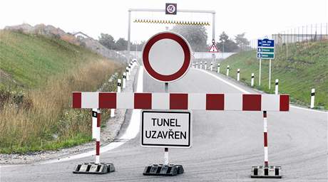 Uzavený jihlavský tunel.