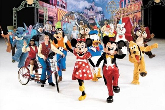 Z lední revue Disney On Ice