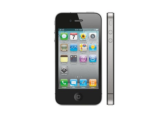 Titul Mobil roku 2010 získal iPhone 4