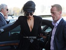 Lady Gaga v Miln