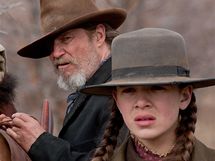 Z filmu True Grit (Opravdov kur) - Jeff Bridges a Hailee Steinfeldov