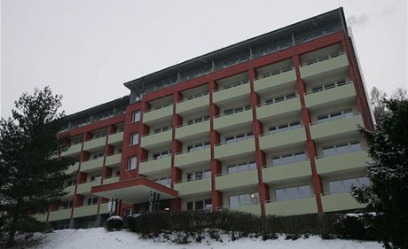 Sanatorium Janáek je po rekonstrukci o jedno patro vyí.