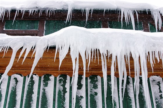 Na Silvestra i na Nový rok budou na horách ideální podmínky pro lyování. Ilustraní foto