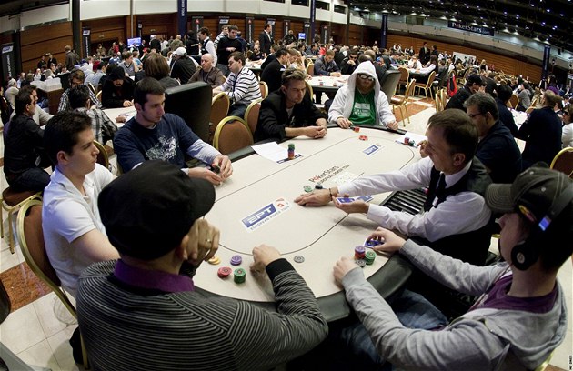 Used blackjack tables Blackjack zwei asse