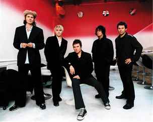 Skupina Duran Duran v roce 2001