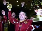 Radost Ladislava Vízka a dal�ích bývalých fotbalist� Dukly z vít�zství na Old...
