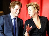 Princ Harry a �éfka n�meckého Bildu Marion Hornová. Charitativní ve�er po�ádal práv� n�mecký list.
