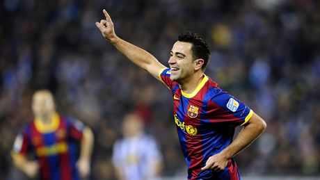 OSLAVA GÓLU. Xavi z Barcelony oslavuje vstelený gól.