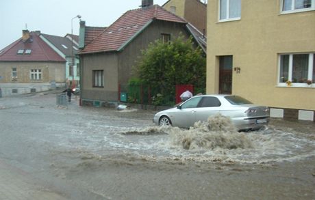 Takhle to vypadalo 2. ervence 2009 v táborských ulicích. tvrthodinový pívalový dé tu zpsobil spou.   