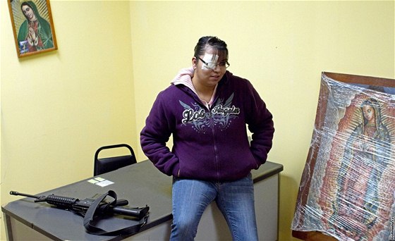 Erika Gandaraová na policejní stanici v Guadalupe (18. listopadu 2010)