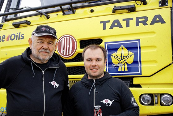 Nové éfce Besipu bude radit i automobilový závodník Karel Loprais (vlevo).