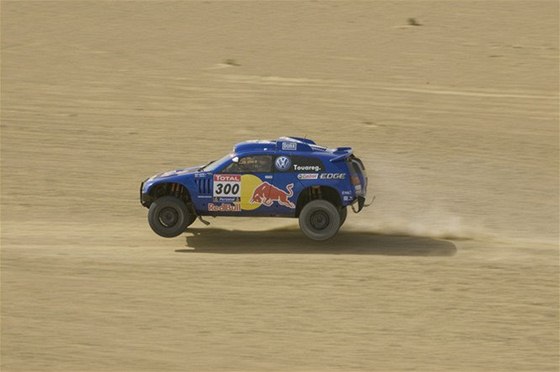 Volkswagen Race Touareg 3 pro Dakar 2011