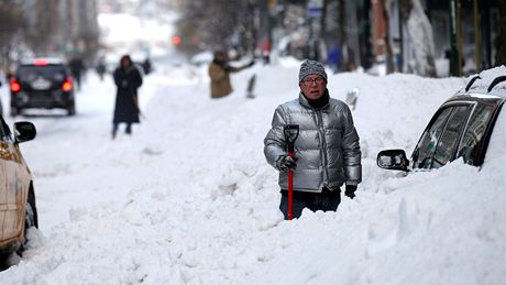 Sníh zkomplikoval v New Yorku dopravu