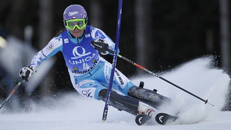 árka Záhrobská zvládla první kolo slalomu v Semmeringu velmi dobe, skonila na pátém míst.