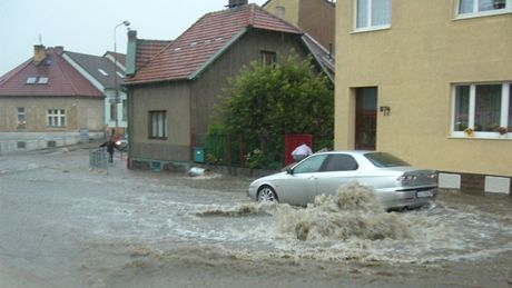 Takhle to vypadalo 2. ervence 2009 v táborských ulicích. tvrthodinový pívalový dé tu zpsobil spou.   