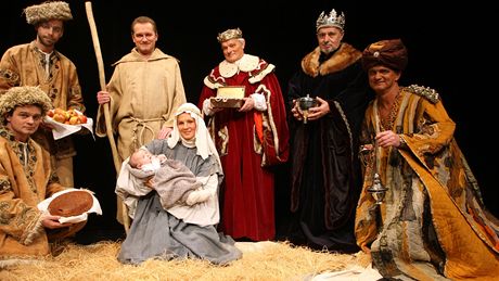 Osobnosti Zlínského kraje (zleva): Josef Macko, Petr Michálek, Miroslav Adámek, Pavla Poznarová, Petr Sáha, Antonín Bajaja a Zden�k Venera.