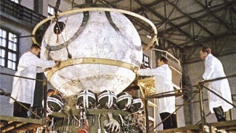Ve st�edu 12. dubna 1961 se lo� Vostok 1 s Jurijem Gagarinem vydala na cestu do vesmíru