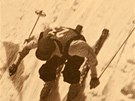 Fotografie z výstavy Bílou stopu - Kapitoly z djin eského lyování do r. 1938 v jilemnickém muzeu.
