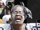 Kesanka z Pobeí slonoviny se modlí za mír v zemi (27. prosince 2010)