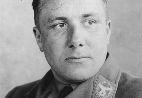 Hitlerv tajemnk Martin Bormann v roce 1934