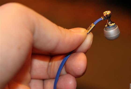 Nejmenší sluchátka na světě od firmy Monster Cable
