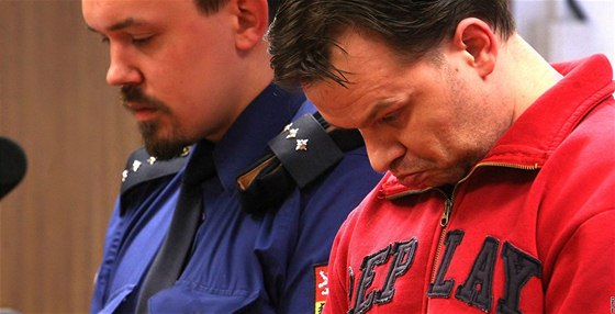 Radim Sotolá je prvním spolupracujícím obvinným, který díky ochot popsat policistm prodej pervitinu dostal nií trest ne jeho komplici (6.1. 2010)