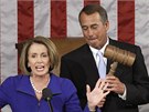 John Boehner a Nancy Pelosiová pi prvním zasedání Kongresu v novém sloení (5. ledna 2011)