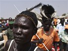 Obyvatelé jiního Súdánu taní pi shromádní v Dub na podporu rozdlení zem na dv ásti (7. ledna 2011)