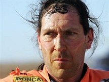 Andy Caldecott z Austrlie zahynul pi havrii na dakarsk rallye v roce 2006.