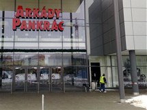 Obchodn centrum na prask Pankrci, odkud zlodji ukradli hodinky za 20 milion korun.