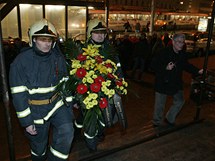 Pietn akt na brnnskm Hlavnm ndra kde ped devti lety zahynuli pi poru dva hasii.