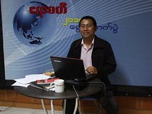 Redakce exilovho webu Irrawaddy m i vlastn televizn studio
