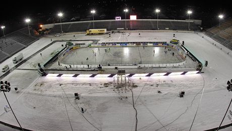 Ledov plocha na pardubickm plochodrnm stadionu ve Svtkov.