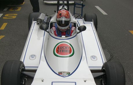 Vrátil se v Monaku do kokpitu své formule 3: Emanuele Pirro.
