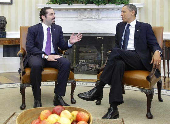 Pád vlády zastihl libanonského premiéra Saada Harírího bhem jednání s Barackem Obamou  (12. ledna 2010)