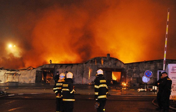 Poár vietnamské trnice na Oloumoucké ulici v Brn (13. ledna 2011)