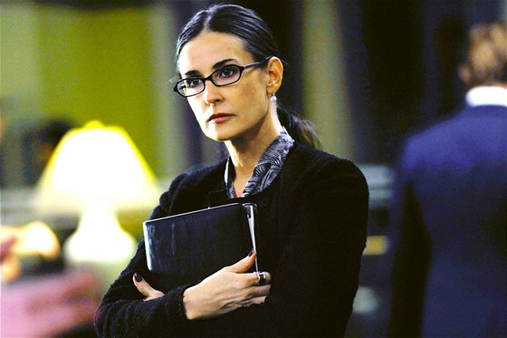 Demi Moore hraje ve filmu Margin Call spolen s Kevinem Spaceym a Jeremy Ironsem