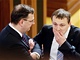 Premir Petr Neas pi debat s ministrem dopravy Vtem Brtou. (15. prosince 2010)