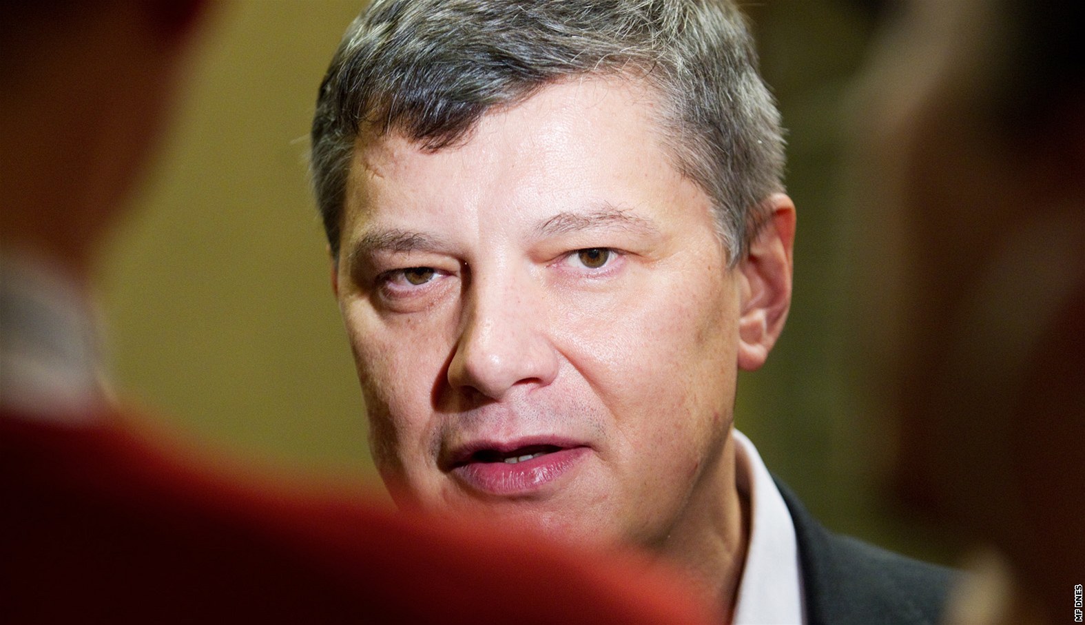 VÝHRU VYPLATÍME. �éf Sazky Ale� Hu�ák uklidnil sázka�e, který nedávno vyhrál 103 milion� korun.
